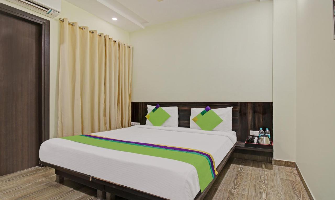 Hotel Treebo Trend Aarya Gomti Nagar Lucknow