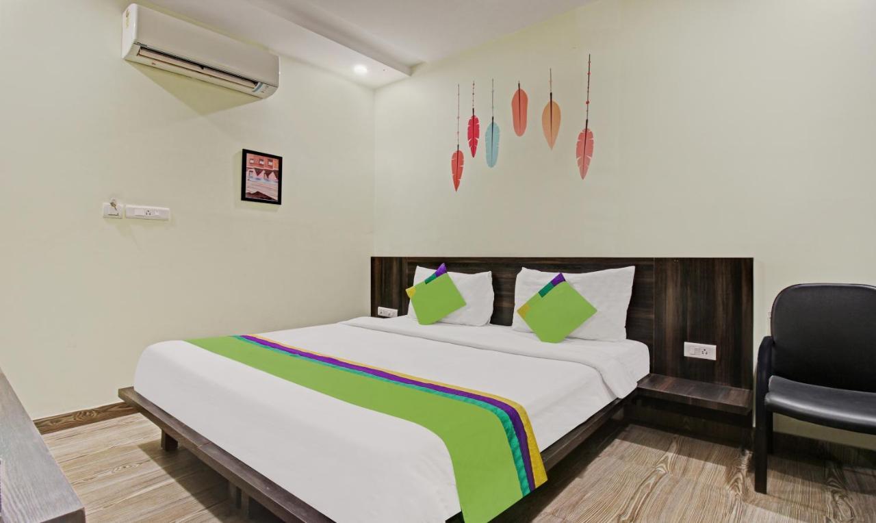 Hotel Treebo Trend Aarya Gomti Nagar Lucknow